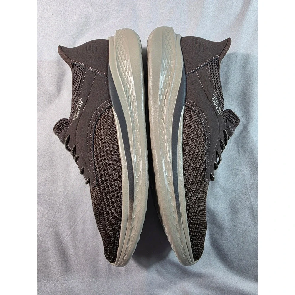 Skechers Swift Fit Hands Free Slip-ins Mens 10 Brown Sneakers NEW